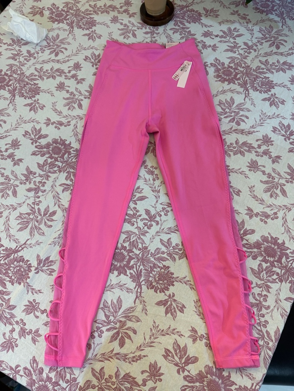 Victoria secret NWT bubblegum pink High-Waist butter like material leggings XS/S